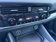 Nissan QASHQAI 1.3 MHEV Xtronic N-Connecta 158PK AUTOMAAT | Apple Carplay & Android Auto| Climate Controle | 4 seizoen banden | Metallic lak | Lichtmetalen velgen | Navigatie | Panoramadak | Dakrails | Dealer onderhouden | 1ste eigenaar
