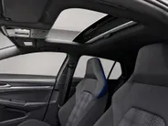Volkswagen Golf 1.5 272pk DSG eHybrid GTE · Panoramadak · 360 Camera · Wegklapbare Trekhaak  · Apple/Android Car Play · 18'' Inch · Garantie t/m 19-06-2030 of 100.000km