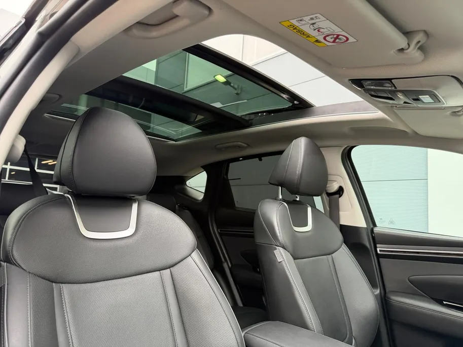 Hyundai Tucson 1.6 T-GDI PHEV Premium Sky 4WD | Zeer nette auto | Full Option | Open dak | 360 graden camera | Dealer onderhouden | Hyundai Rotterdam - Noord |