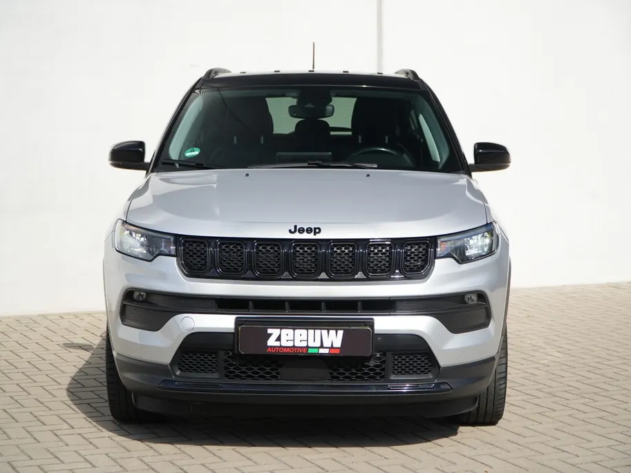 Jeep Compass 1.5T e-Hybrid 130 PK Night Eagle | Navi | Trekhaak | Carplay | 19'