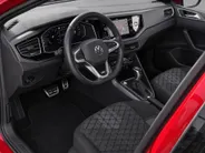 Volkswagen Taigo 1.0TSI/110PK R-Line · Panoramadak · Stoelverwarming · Keyless · Camera + Parkeersensoren ·