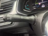 Renault Captur 1.6 E-Tech Hybrid 145 Intens | Automaat | Dealer Onderhouden | Camera | All Season Banden | Climate & Cruise Control | Apple Carplay & Android Auto | 12 Maanden BOVAG Garantie