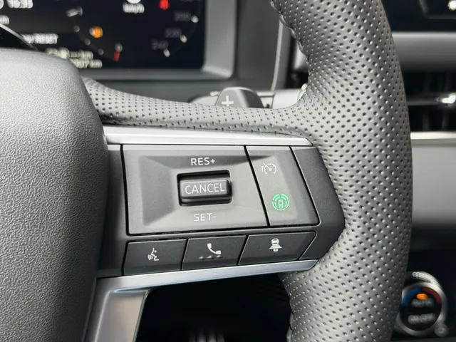 Mitsubishi Outlander 2.4 PHEV Black Edition | NIEUW | Leder | Panoramdak | App Connect | Keyless | Head-Up