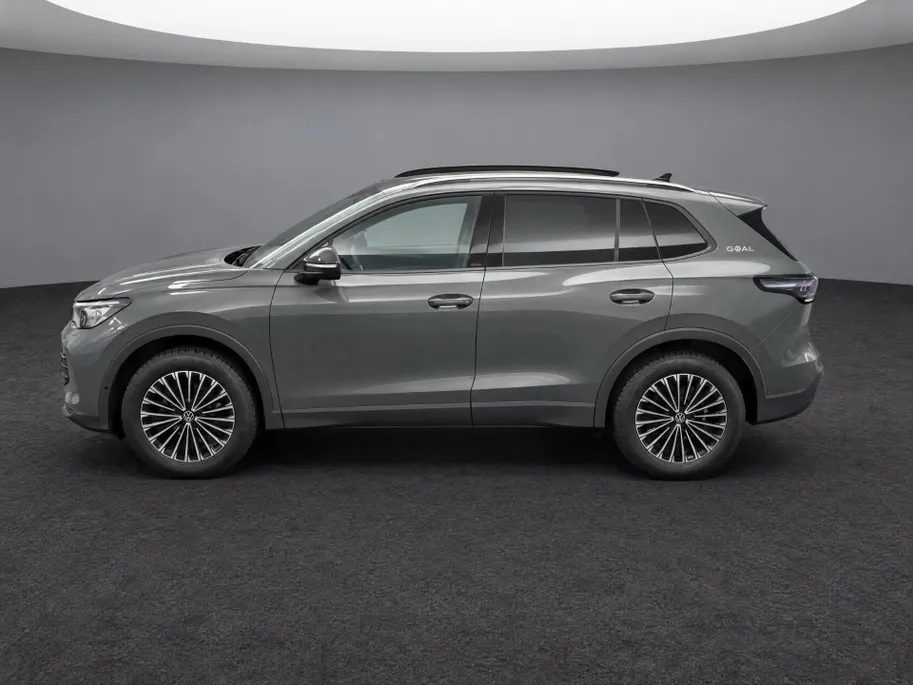 Volkswagen Tiguan 1.5 eTSI 130pk DSG Life Edition · 360 Camera · Inklap. Trekhaak · Dodehoeksensor · Apple/Android Car Play · Parkeerassistent ·