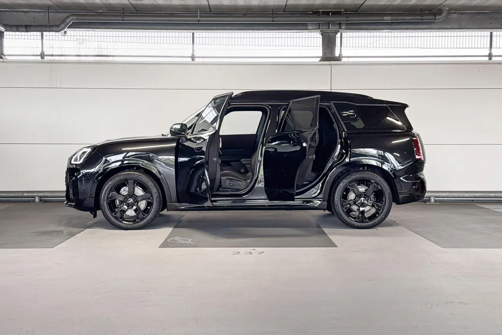 MINI Countryman S ALL4 John Cooper Works XL