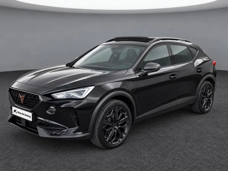 CUPRA Formentor 1.4e-Hybrid 180kW/245PK VZ Tribe Edition · Panoramadak · Trekhaak · Camera + Parkeersensoren