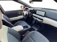 Kia EV4 Hatchback GT-Line Business Edition 81.4 kWh | Demo model | Stoel-Stuur verwarming | Draadloos Apple Carplay - Android Auto | GT-Line Exterieur en Interieur Details | Kia Leiderdorp 071 760 06 00