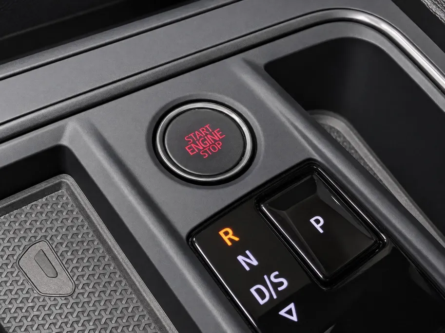 CUPRA Formentor 1.4e-Hybrid 180kW/245PK VZ · Panoramadak · Camera · Navigatie · Apple/Android Car Play · Stuur -& Stoelverwarming