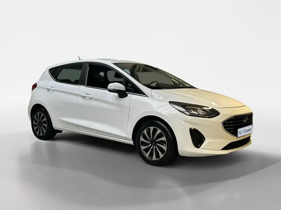 Ford Fiesta 1.0 EcoBoost Hybrid Titanium | Apple Carplay / Android Auto | Stoel + Stuurverwarming | Cruise Control | Parkeersensoren Achter | Lichtsensor | Climate Control | Verwarmbare Voorruit
