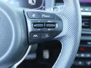Kia Picanto 1.0 DPI GT-Line | Stuur-/stoelverwarming | Schuifdak | Camera | Dodehoek detectie | Telefoonlader | Clima | Navi | 16' LM | LED | Cruise |