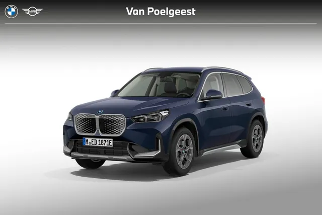 BMW iX1