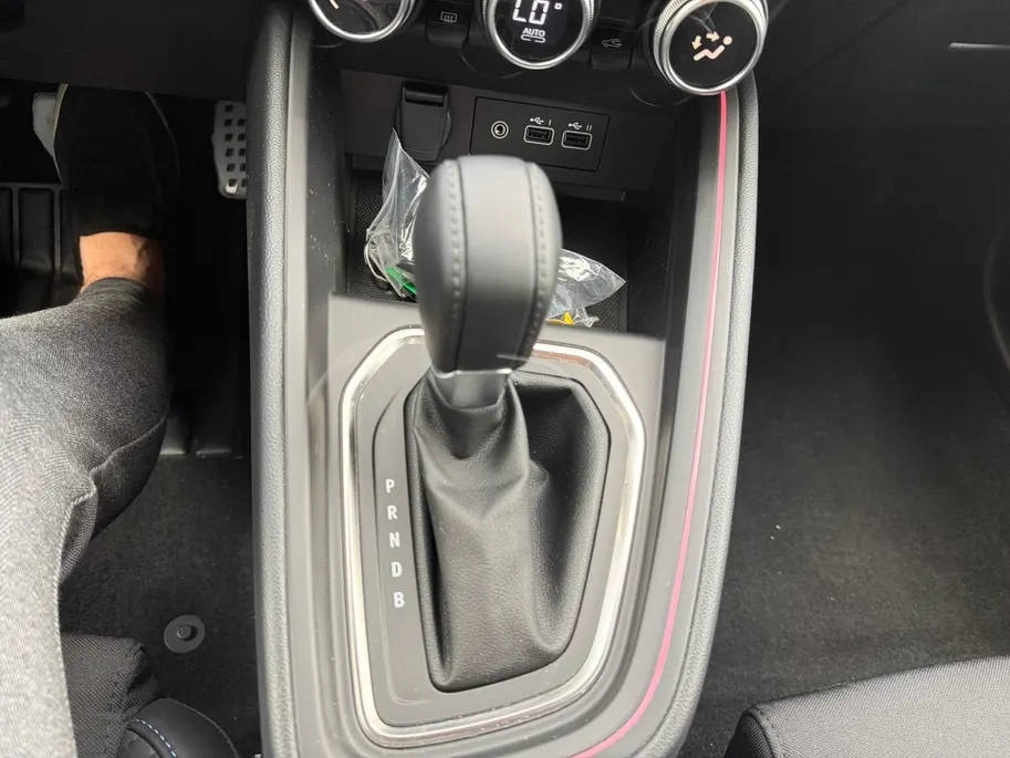 Renault Clio 1.6 E-Tech Full Hybrid 145 esprit Alpine AIRCO NAVIGATIE APPLE CARPLAY/ANDROID AUTO ADAPTIVE CRUISE CONTROL ACHTERRUIT RIJ CAMERA 360 GRADEN CAMERA LM VELGEN HELE MOOIE AUTO