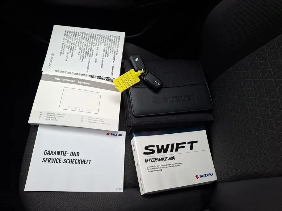Suzuki Swift 1.2 Select Smart Hybrid | All weather banden | Navigatie | Adaptieve cruise control | Garantie tot 2035