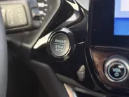 Ford Fiesta 1.0 EcoBoost Hybrid Titanium WINTER PACK | KEYLESS ENTRY | PARKEER SENSOREN ACHTER | APPLE CARPLAY / ANDROID AUTO