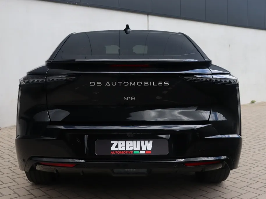 DS No 8 No 8 Pallas Black Edition 74 kWh | Pack Tech | 20'