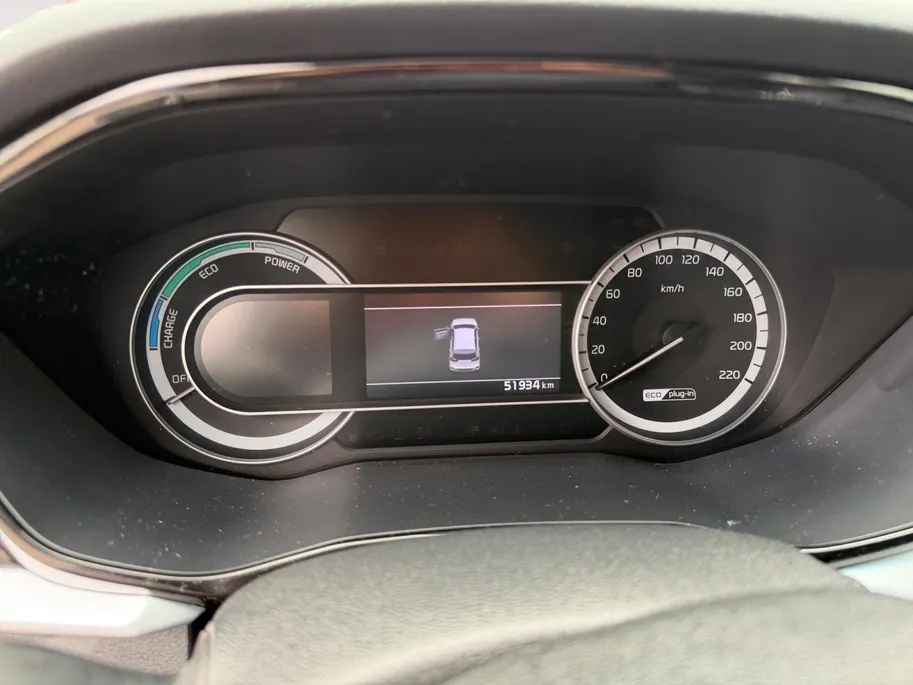 Kia Niro 1.6 GDi PHEV Edition | AUTOMAAT | TREKHAAK | CAMERA | CLIMATE & CRUISE CONTROLE | ANDROID & APPLE CARPLAY | ETC..