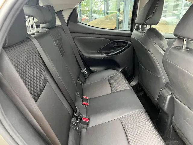 Mazda 2 Hybrid 1.5 Select AUTOMAAT | TREKHAAK | FULL HYBRID | A.CAMERA | HEAD-UP DISPLAY | STOEL- en STUURVERWARMING | APPLE CARPLY/ANDROID AUTO |