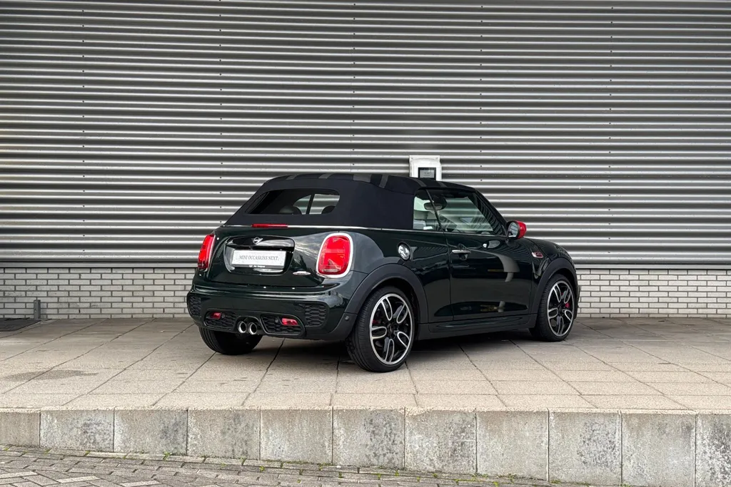 MINI Cooper Cabrio 2.0 John Cooper Works Chili