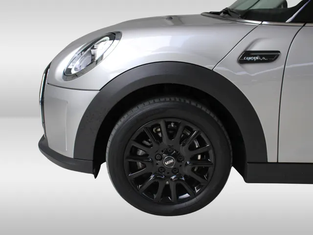MINI Cooper Mini 1.5 Camden Edition Automaat | Navigatie | Climate Control | Cruise Control