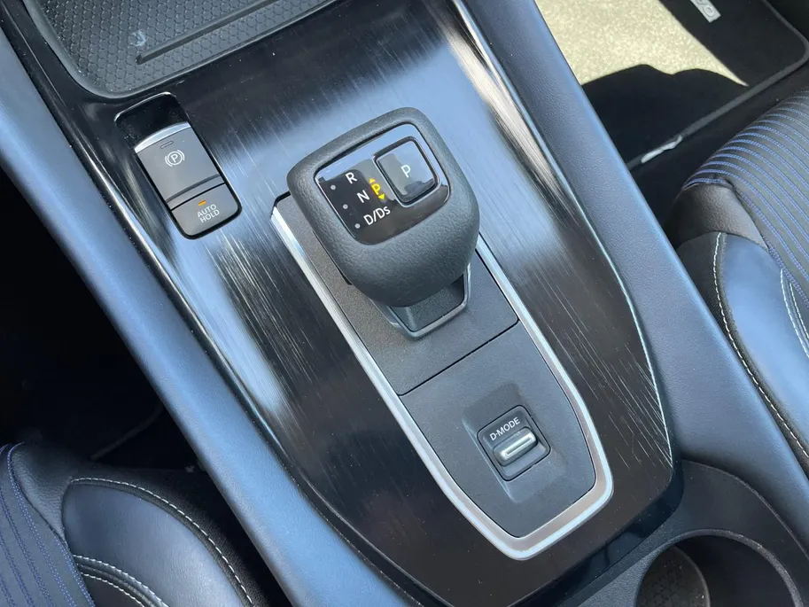 Nissan QASHQAI 1.3 MHEV Xtronic N-Connecta *Automaat*Navi+360Camera*Climate Control*Elekt. Achterklep*All Season Banden*LM.Velgen*Zeer nette auto!