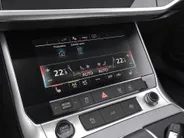 Audi A6 Avant 55 TFSIe 270kW/367PK quattro S Line Competition · Panoramadak · Trekhaak · 360°Camera + Parkeersensoren