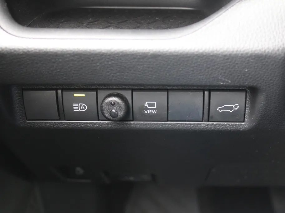 Toyota RAV4 2.5 Hybrid AWD Dynamic | 18' LM | Trekhaak | Camera binnenspiegel | 360 Camera | Cruise adapt. | Dodehoek detectie | Elek. achterklep | LM winterset |
