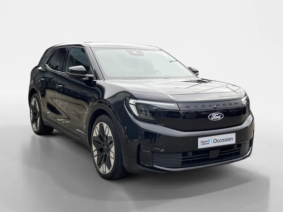 Ford Explorer Premium Extended Range RWD 77 kWh | Full Option | Black uitvoering | Trekhaak | Dealer onderhouden | AGR stoelen 12-wegs verstelbaar 21 inch wielen | Panoramadak | 1e eigenaar |