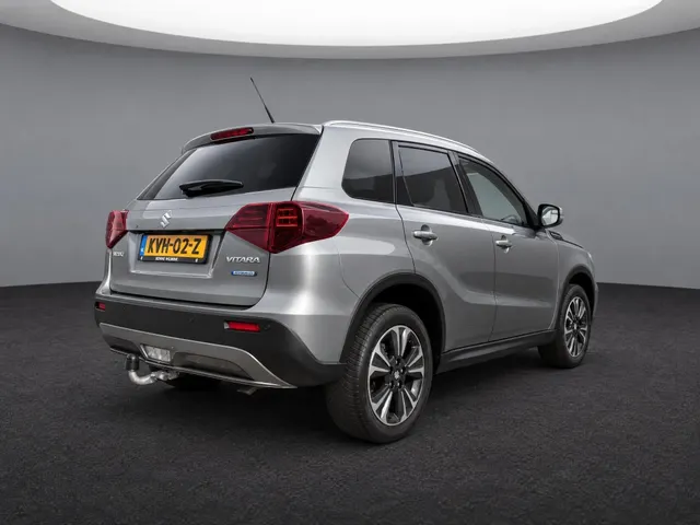 Suzuki Vitara 1.4 BoosterJet Style Hybrid | Panoramadak | Carplay | Trekhaak