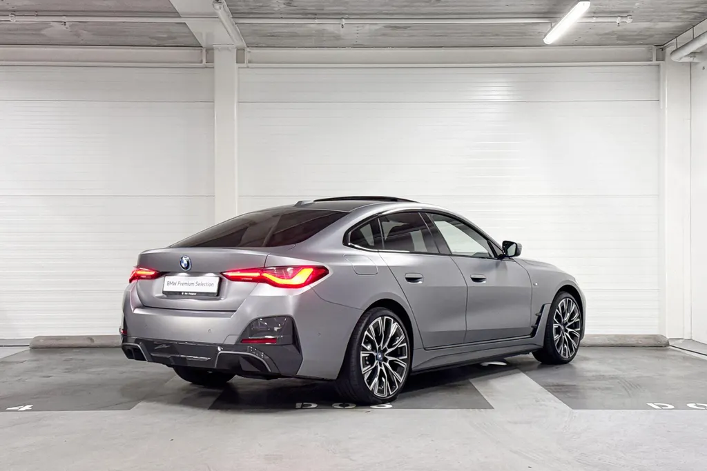 BMW i4 eDrive40 High Executive