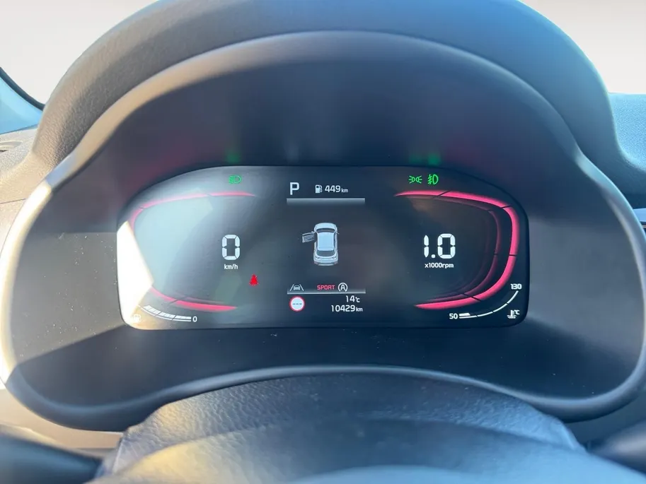 Kia Stonic DynamicLine Automaat | Navi | Clima | Camera | Cruise Control | LM Velgen | Apple Carplay | Android Auto