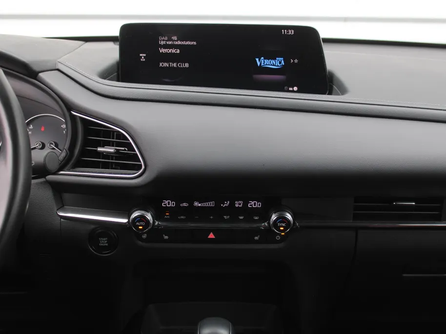 Mazda CX-30 2.0 e-SkyActiv-X M Hybrid Centre-line | Stuur-/stoelverwarming | Camera | HUD | LED | 18' LM | Dodehoek sensor | Cruise adapt. |