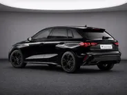 Audi A3 Sportback 40 TFSI e-hybrid S edition 204 PK · Optiekpakket zwart plus · Warmtewerend donker getint glas · Lichtpakket pro ambient light