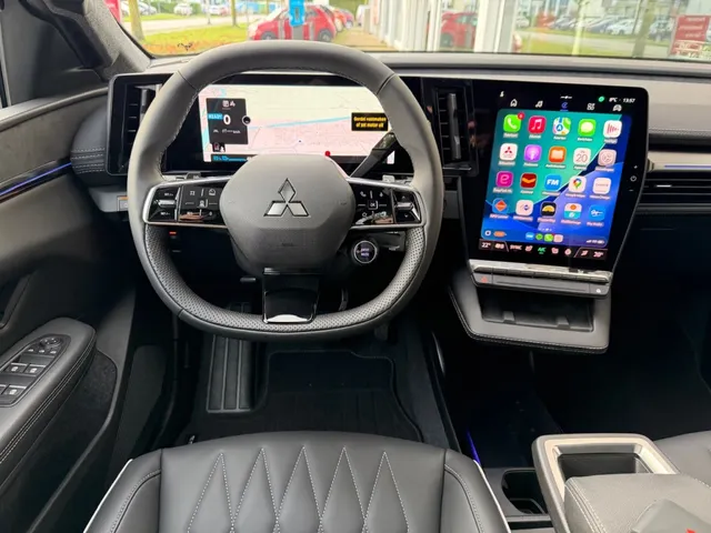 Mitsubishi Eclipse Cross 87kWh 220pk Instyle | Panoramadak | Leder | 360-Camera | App Connect