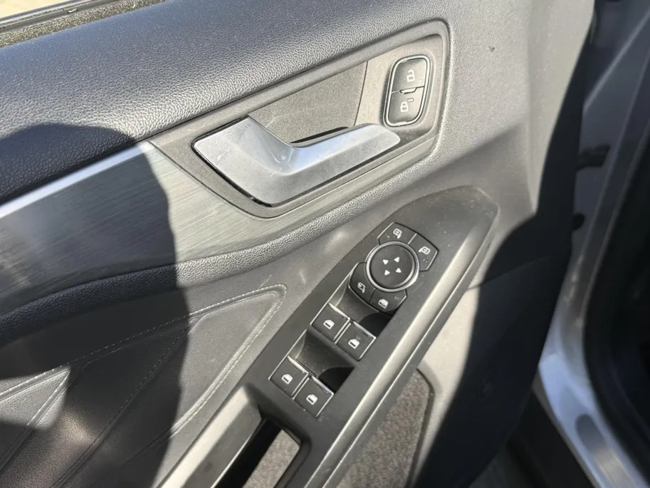 Ford Focus 1.0 EcoBoost Titanium Business