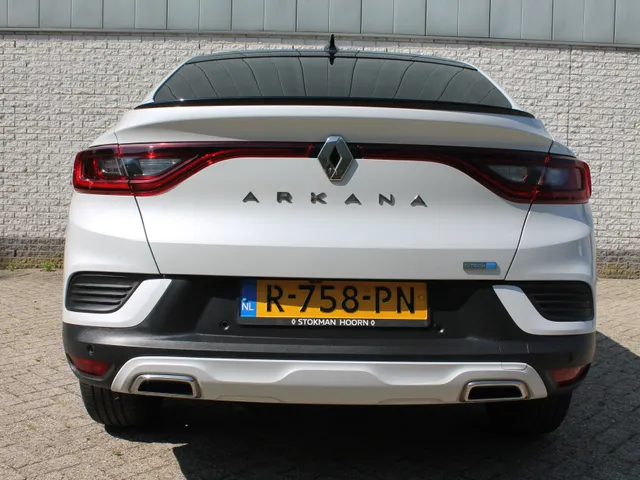Renault Arkana 1.6 E-Tech Hybrid 145 R.S. Line | navigatie | lederen bekleding | BOSE audio