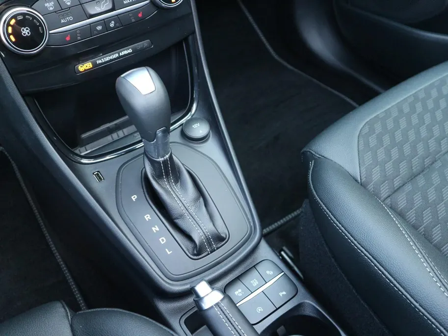 Ford Puma 1.0 EcoBoost Hybrid Titanium 125pk | Panodak | Driver Assistance- | Winter Pack