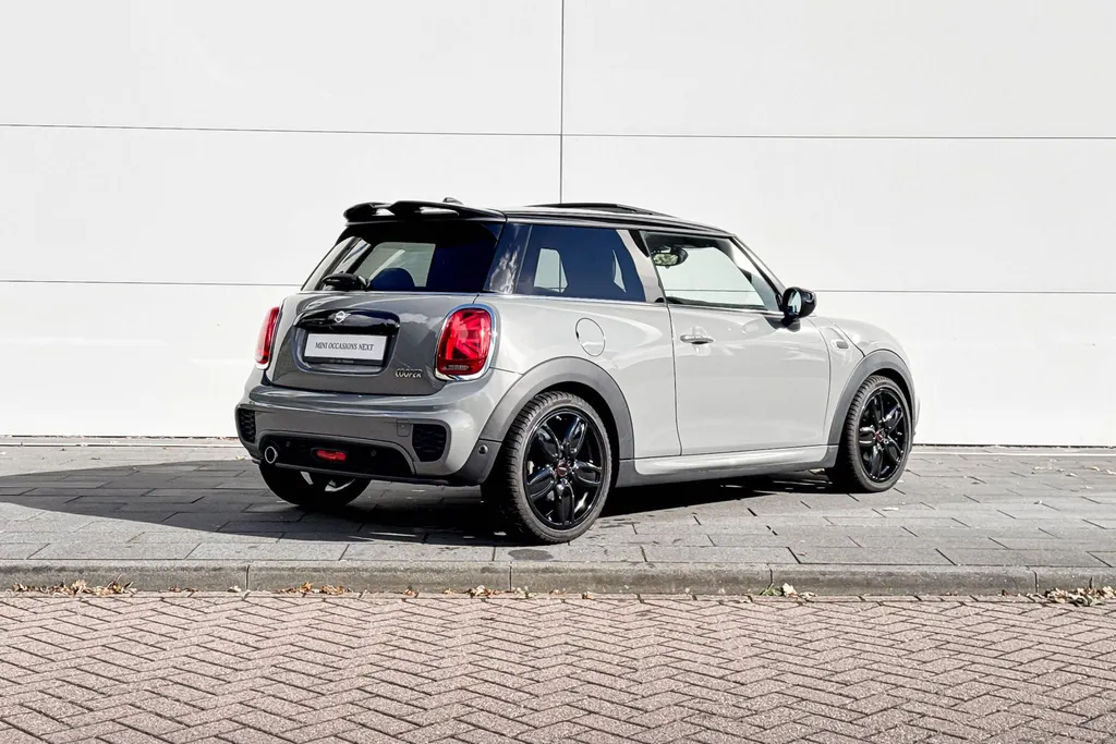 MINI Cooper 3-deurs Cooper 60 Years Edition