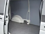 Volkswagen Bedrijfswagens Transporter 2.0TDi 150pk DSG L2 · Camera · Apple Carplay/Android Auto · 3-zits bank · Cruise Control · Airco ·