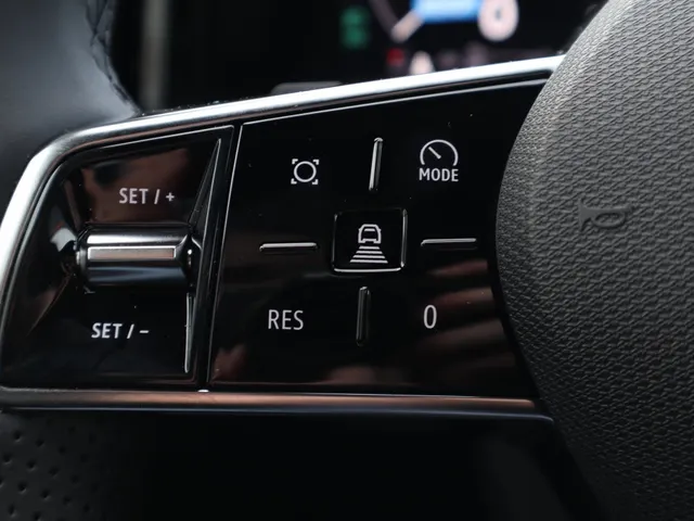 Mitsubishi Eclipse Cross Intense+ 87 kWh | Stuur/Stoel Verwarming | 360* Camera