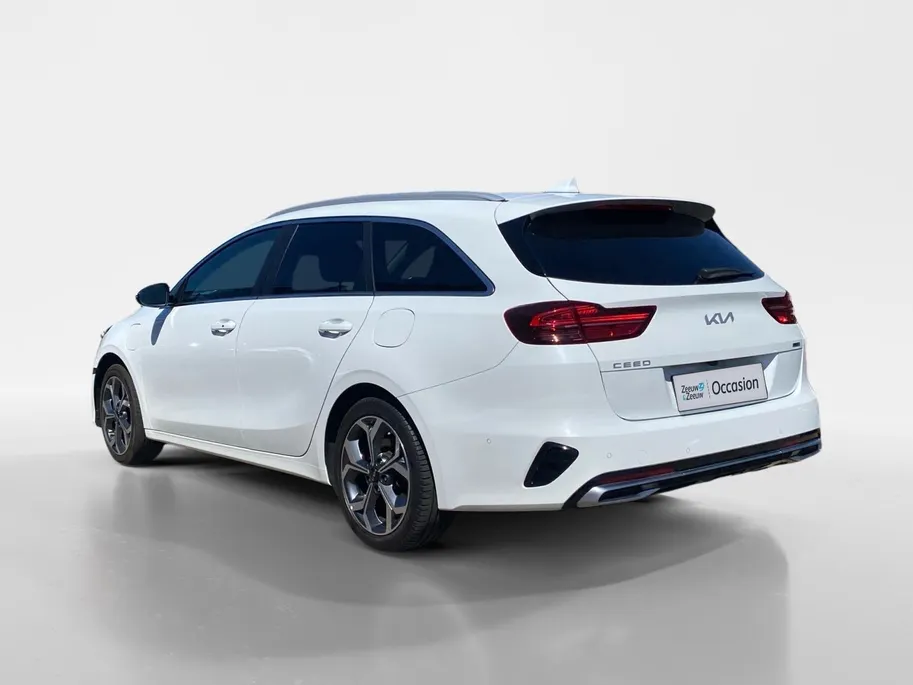 Kia Ceed Sportswagon 1.6 GDI PHEV ExecutiveLine Automaat | Navi | Clima | Camera | Stoelventilatie | Stoel-/Stuurverwarming | Leder & Memory Seats