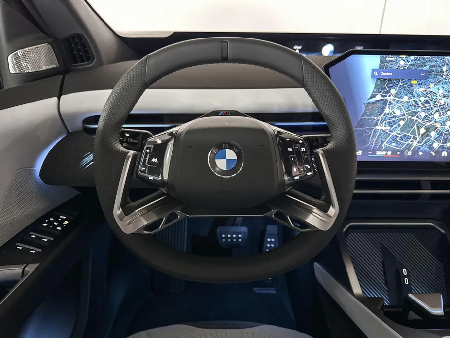 BMW iX3 50 xDrive 113 kWh