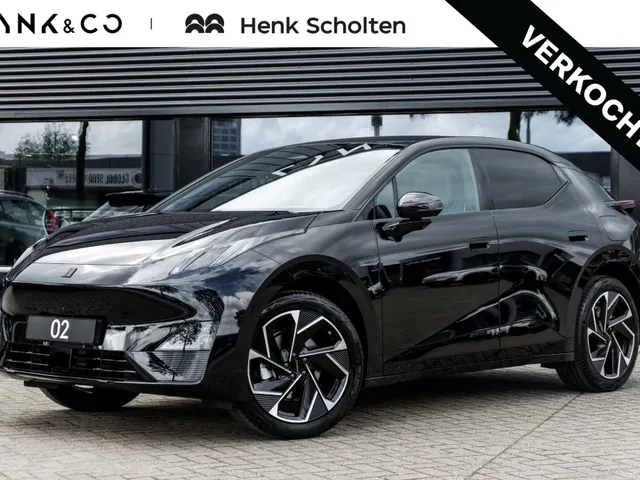 Lynk & Co 02
