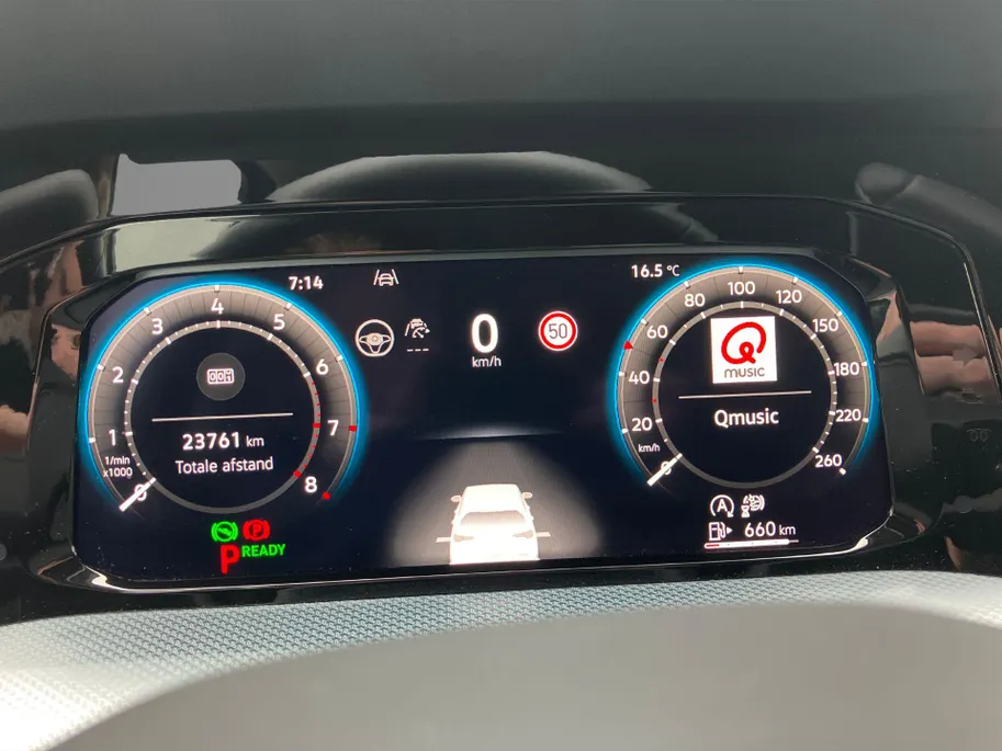 Volkswagen Golf Variant 1.5eTSI/150PK Goal DSG · Navigatie · Trekhaak · 360°Camera + Parkeersensoren · Stoelverwarming · Garantie t/m 23-06-2027