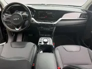 Kia e-Niro DynamicPlusLine 64 kWh | 100% SOH | Navigatie | Apple Carplay/Android Auto | Adaptieve Cruise Control | Stoel/Stuurverwarming | Lichtmetalen Velgen |