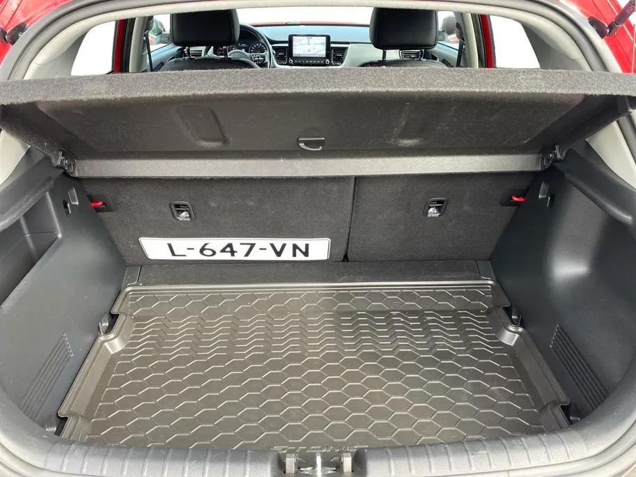 Kia Stonic 1.0 T-GDi MHEV GT-PlusLine | AUTOMAAT | Climate control | Dodehoekdetectie | Stoelverwarming en ventilatie | 17 inch lichtmetalen velgen | Navigatie | Parkeercamera | Elek.  schuif/kanteldak |