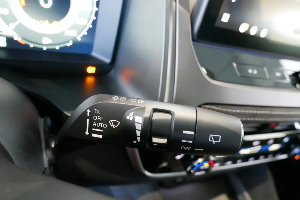 Nissan QASHQAI 1.5 e-Power Tekna Plus |360grd Camera|Navigatie|Pro-pilot|Stoelgeheugen|Bose audio|Nappa lederen bekleding|Two-tone kleurstelling|Parkeersensoren voor en achter|Cold Pack| Panoramisch glazendak|