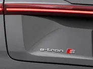 Audi e-tron S 503pk Quattro 95 kWh · SOH 95,3% · Panoramadak · Stoelventilatie · Luchtvering · 360gr. Camera · Elek. Voorstoelen · B&O Audio · 21'' Inch · Leder ·