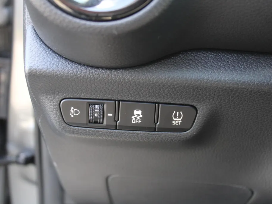 Kia Picanto 1.0 DPI GT-Line | Schuif-/kanteldak | Stuur-/stoelverwarming | Navi | Clima | Cruise | Camera | Leer | 16' LM | LED | Keyless |