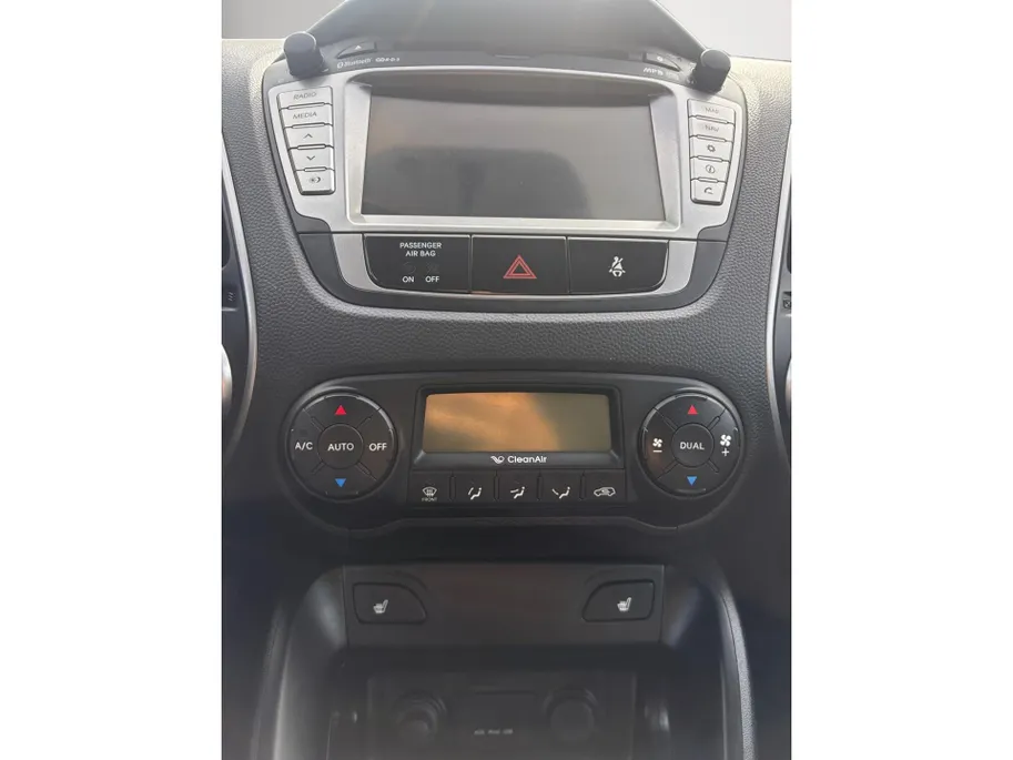 Hyundai ix35 2.0i Business Edition | Navi | Leder | Climate control