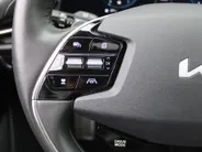 Kia Niro 1.6 GDi Hybrid ExecutiveLine | Automaat | Harman Kardon | Leder | Elek. Stoelverstelling met geheugen | Heads-up Display | Trekhaak | All season |